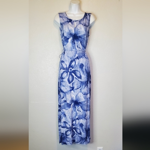 Chico's Blue & White Floral Sleeveless Maxi Sundress Size Small Side Leg Slits - Picture 12 of 12